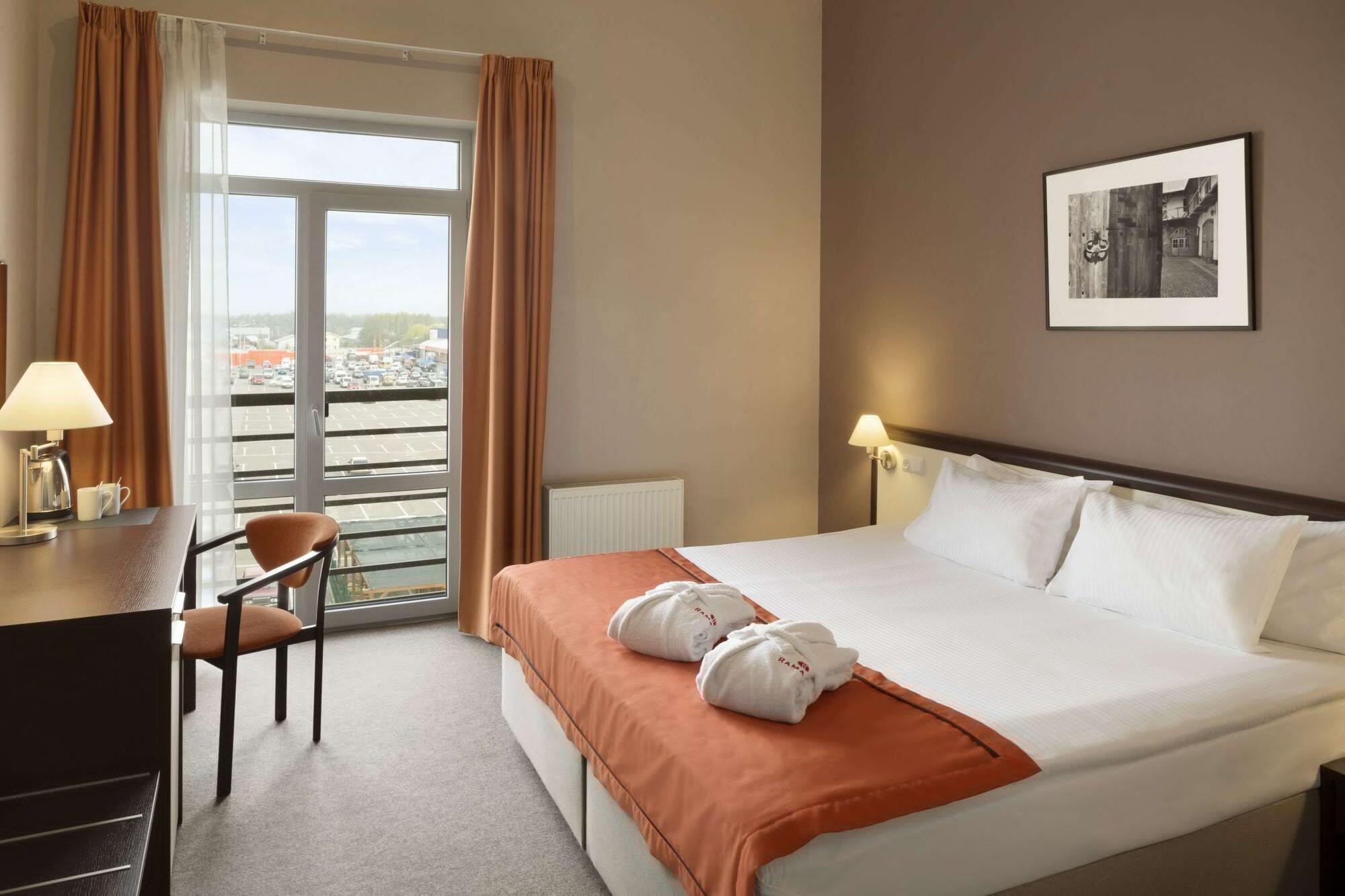 Lviv Ramada מלון 3*